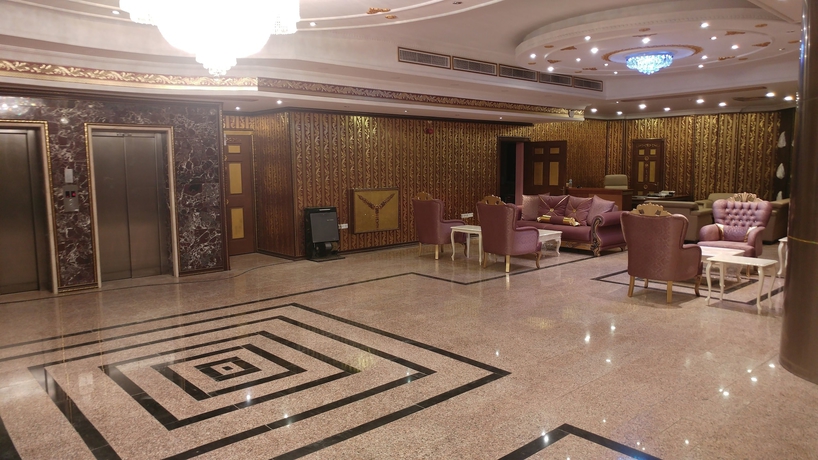 Imagen de los interiores del Hotel Lacin Park. Foto 17