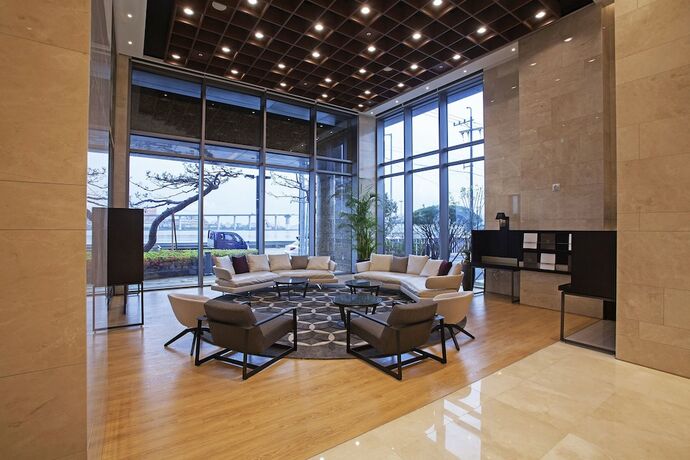 Imagen de los interiores del Hotel Lacky Gwangyang. Foto 37