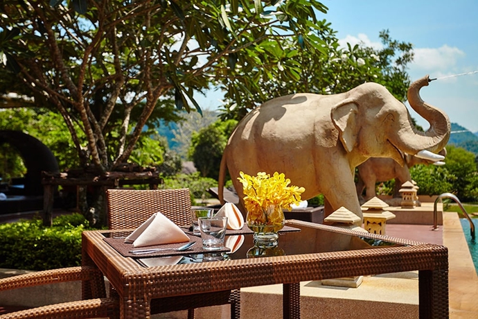 Imagen del bar/restaurante del Hotel Lacol Khao Yai - A Chatrium Collection. Foto 6