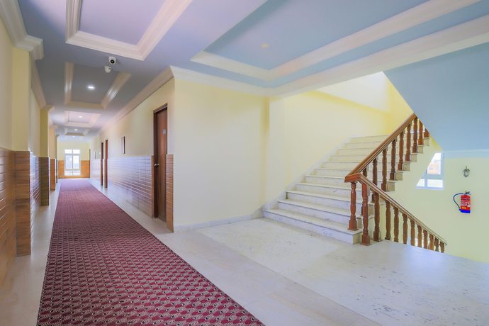 Imagen de los interiores del Hotel Lacoul Inn. Foto 9