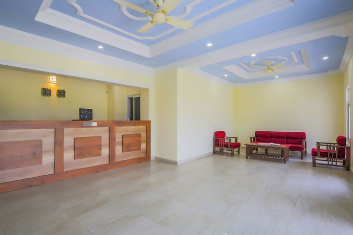 Imagen de los interiores del Hotel Lacoul Inn. Foto 11