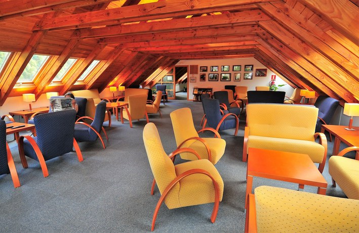 Imagen de los interiores del Hotel Lacreu. Foto 8