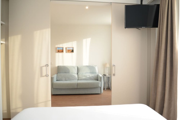Imagen de la habitación del Hotel L&acute;Escala Centre. Foto 2
