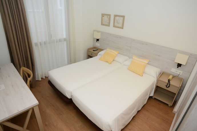 Imagen de la habitación del Hotel L&acute;Escala Centre. Foto 15