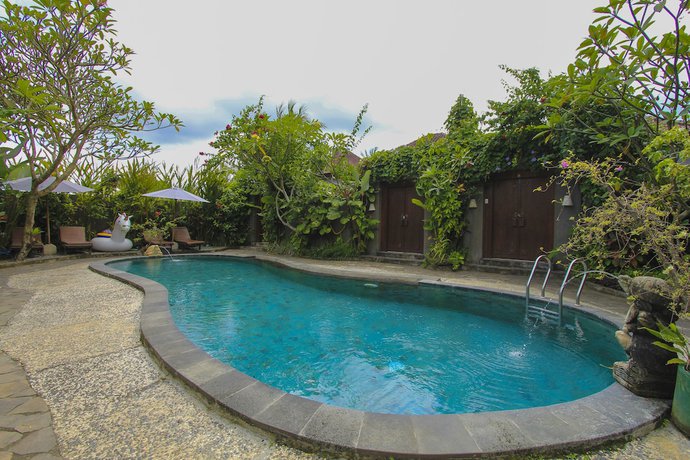 Imagen de la piscina del Hotel Ladera Villa Ubud. Foto 7