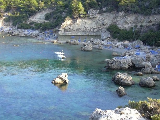 Imagen de los exteriores del Hotel Ladiko Suites Faliraki. Foto 11