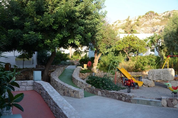 Imagen de los exteriores del Hotel Ladiko Suites Faliraki. Foto 14
