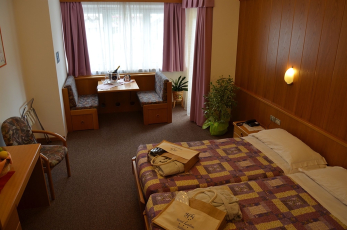 Imagen de la habitación del Hotel Ladina. Foto 3