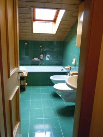 Imagen de la habitación del Hotel Ladinia, Pozza di Fassa. Foto 3