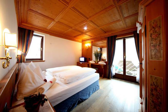 Imagen de la habitación del Hotel Ladinia, Villa N&ouml;ia. Foto 7