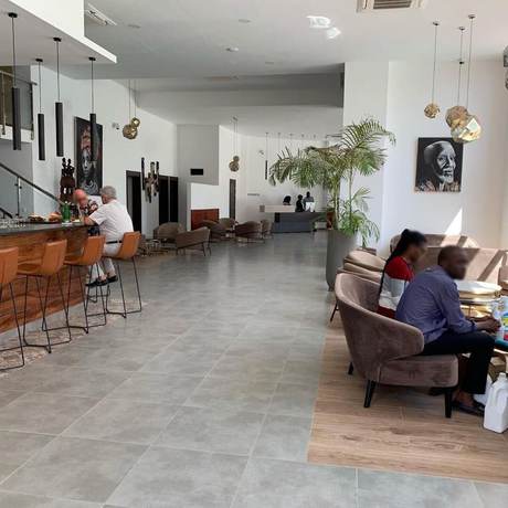 Imagen de los interiores del Hotel L'adresse, Dakar. Foto 19