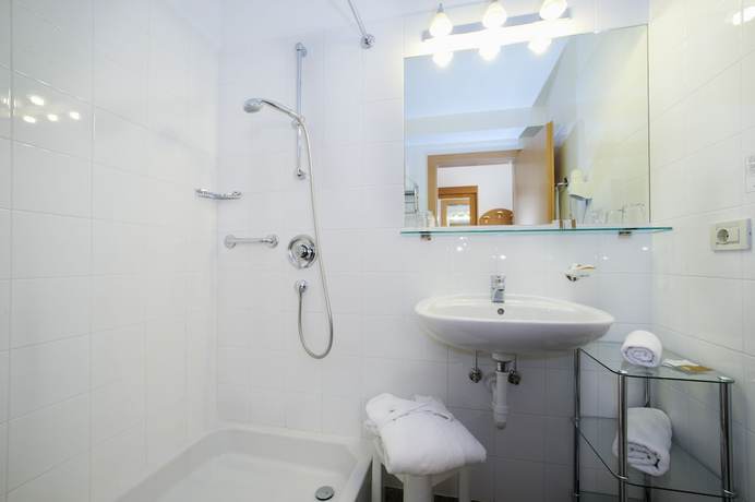 Imagen de la habitación del Hotel Ladurner, Merano. Foto 9