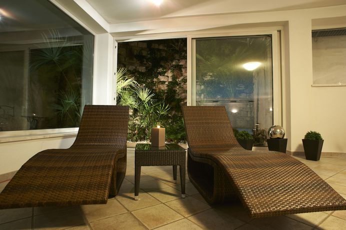 Imagen de la piscina del Hotel Ladurner, Merano. Foto 18