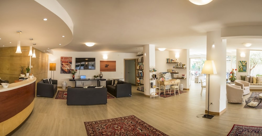 Imagen de los interiores del Hotel Lady G. Foto 10