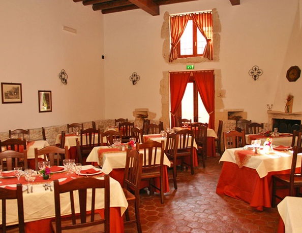 Imagen del bar/restaurante del Hotel Lady Lusya Hotel. Foto 2