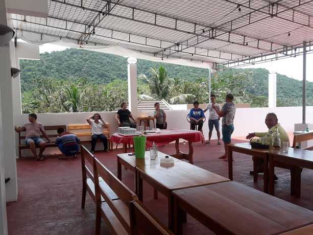 Imagen del bar/restaurante del Hotel Lady Nina. Foto 4