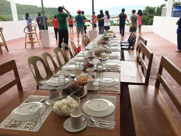 Imagen del bar/restaurante del Hotel Lady Nina. Foto 8