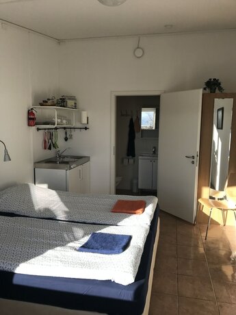 Imagen general del Hotel Lækjarkot Rooms and Cottages With Kitchen. Foto 9