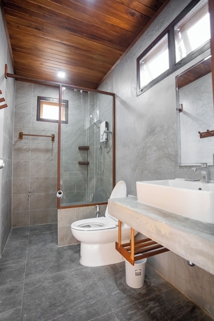 Imagen de la habitación del Hotel Laemsui Beach. Foto 3