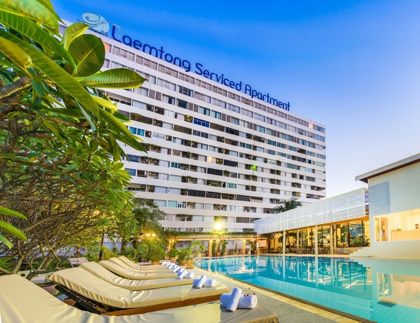 Imagen de la piscina del Hotel Laemtong Service Apartment. Foto 16