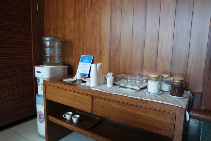 Imagen de los interiores del Hotel Laemtong Service Apartment. Foto 12