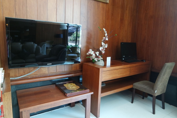 Imagen de los interiores del Hotel Laemtong Service Apartment. Foto 13