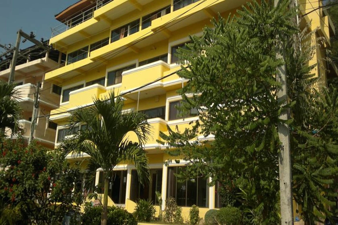 Imagen de los exteriores del Hotel Laemya Inn. Foto 16