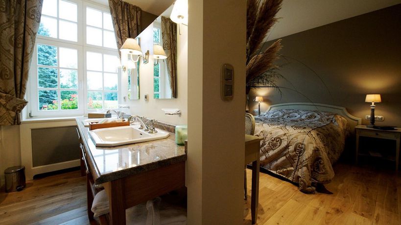 Imagen de la habitación del Hotel Lafarques. Foto 14