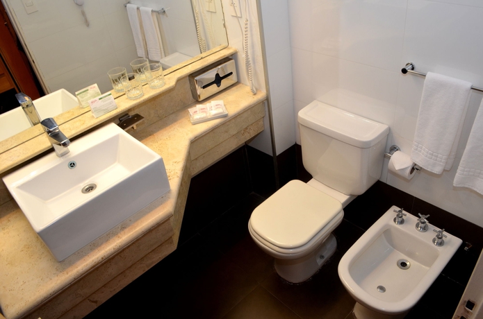 Imagen de la habitación del Hotel Lafayette, Montevideo. Foto 3