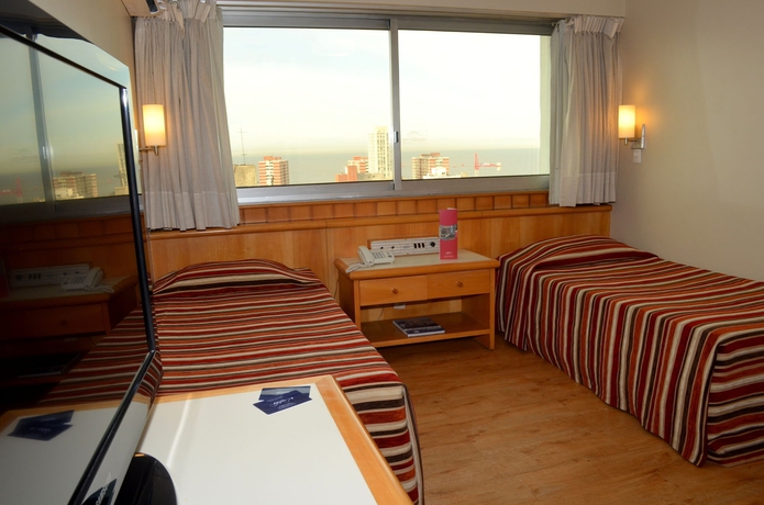 Imagen de la habitación del Hotel Lafayette, Montevideo. Foto 4