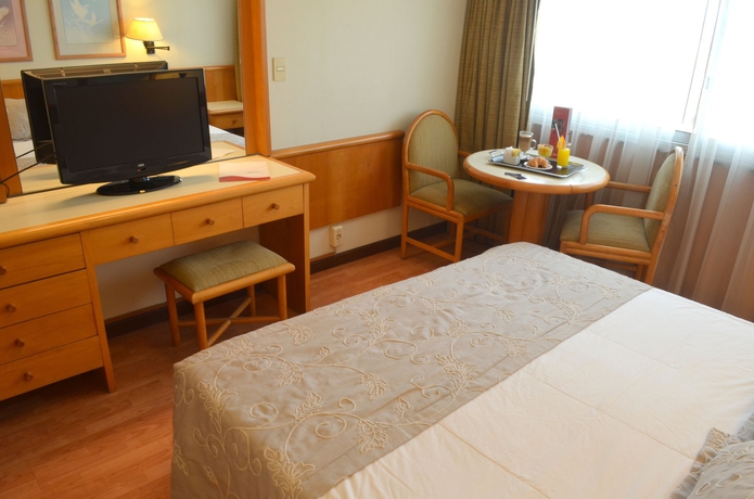 Imagen de la habitación del Hotel Lafayette, Montevideo. Foto 12