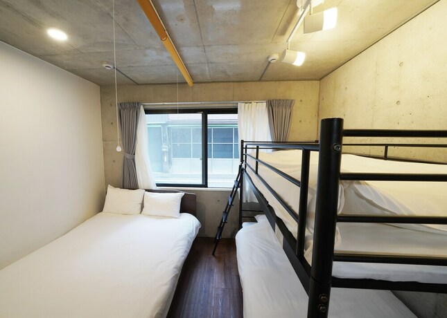 Imagen de la habitación del Hotel Laffitte Okachimachi. Foto 34