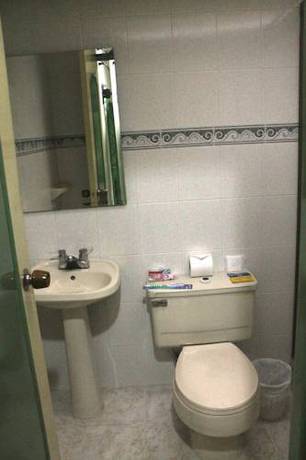 Imagen de la habitación del Hotel Lafont Park. Foto 1