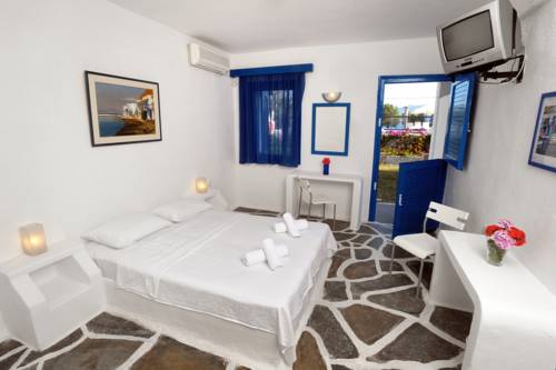 Imagen de la habitación del Hotel Lagada Beach, Ad&aacute;mas. Foto 6