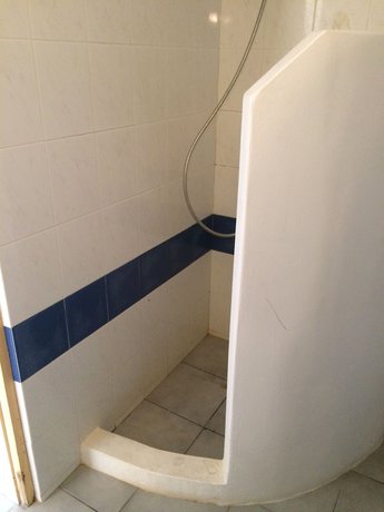 Imagen de la habitación del Hotel Lagada Beach. Foto 2