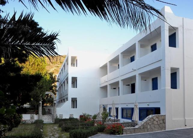 Imagen general del Hotel Lagada Beach, Milo. Foto 1
