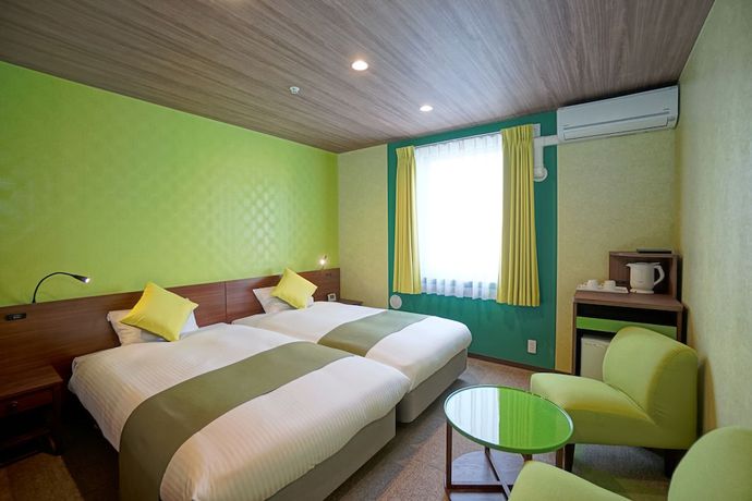 Imagen de la habitación del Hotel La'gent Tokyo Bay. Foto 5