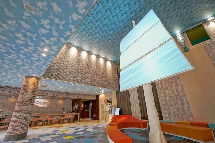 Imagen de los interiores del Hotel La'gent Tokyo Bay. Foto 20