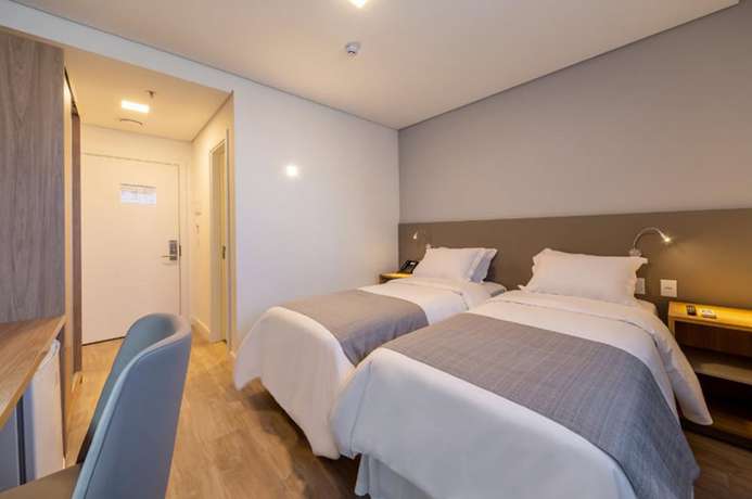 Imagen de la habitación del Hotel Laghetto Esta&ccedil;&atilde;o. Foto 15