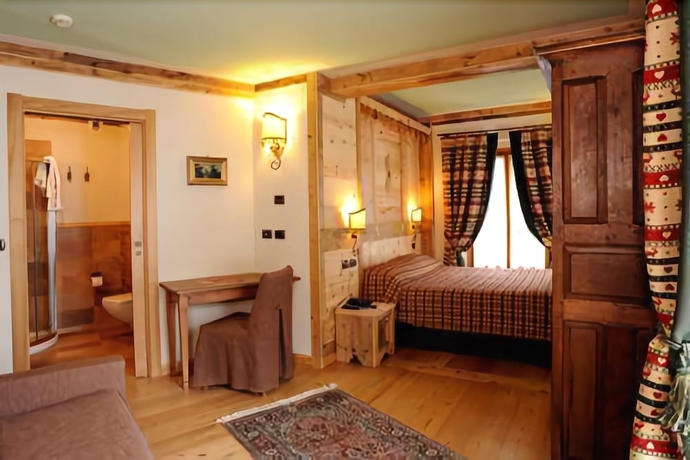 Imagen de la habitación del Hotel Laghetto. Foto 12