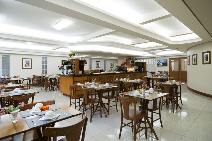 Imagen del bar/restaurante del Hotel Laghetto Premio. Foto 2