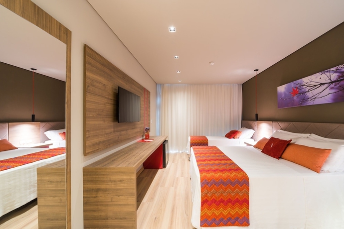Imagen de la habitación del Hotel Laghetto Stilo Borges. Foto 9
