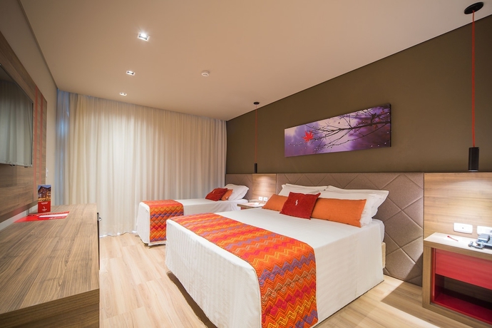 Imagen de la habitación del Hotel Laghetto Stilo Borges. Foto 11