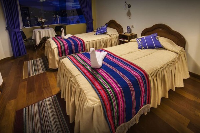 Imagen de la habitación del Hotel Lago Azul, Copacabana. Foto 8