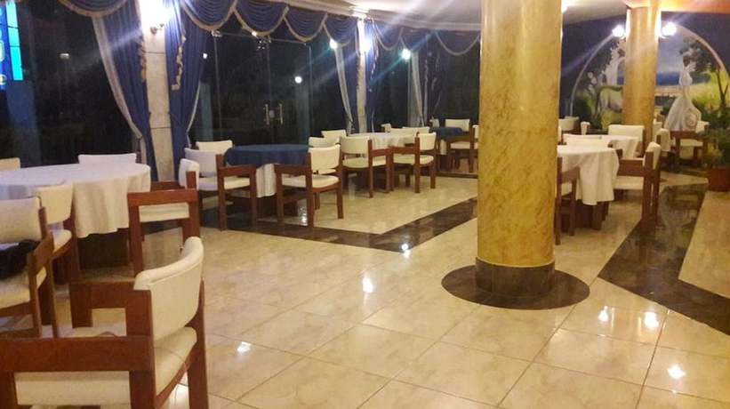 Imagen del bar/restaurante del Hotel Lago Azul, Copacabana. Foto 3