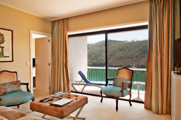 Imagen de la habitación del Hotel Lago Azul Eco. Foto 17