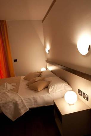 Imagen de la habitación del Hotel Lago Di Como. Foto 14