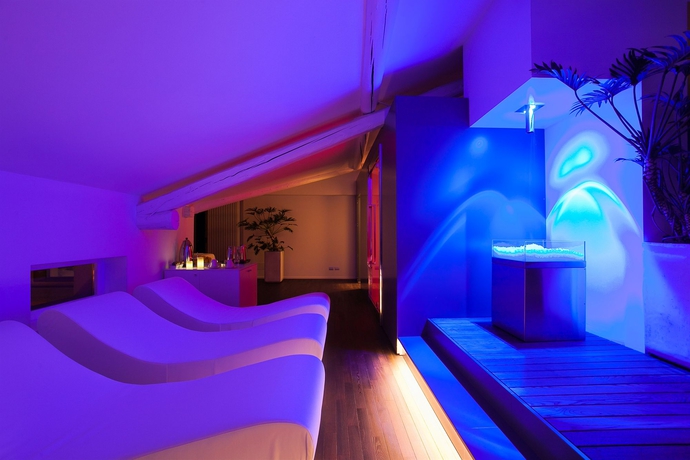 Imagen de la piscina del Hotel Lago Di Garda. Foto 6