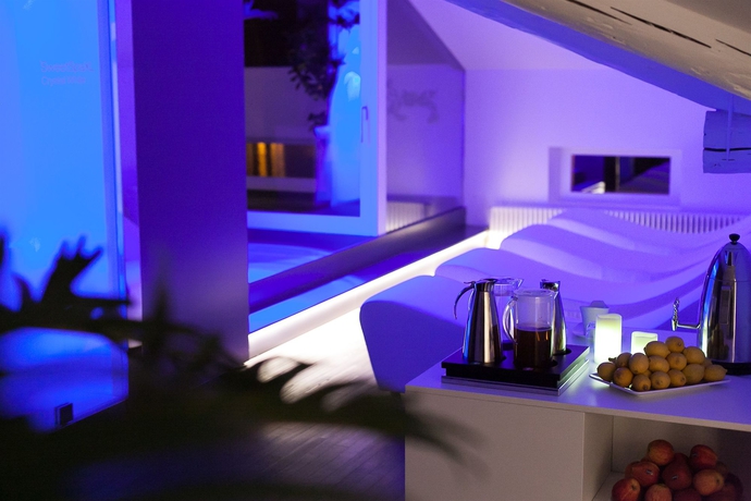 Imagen de la piscina del Hotel Lago Di Garda. Foto 8