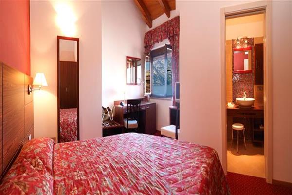 Imagen general del Hotel Lago Di Garda, Malcesine. Foto 4